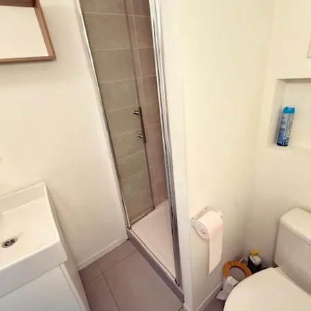 Charming Bright In The Heart Of The Appartement *