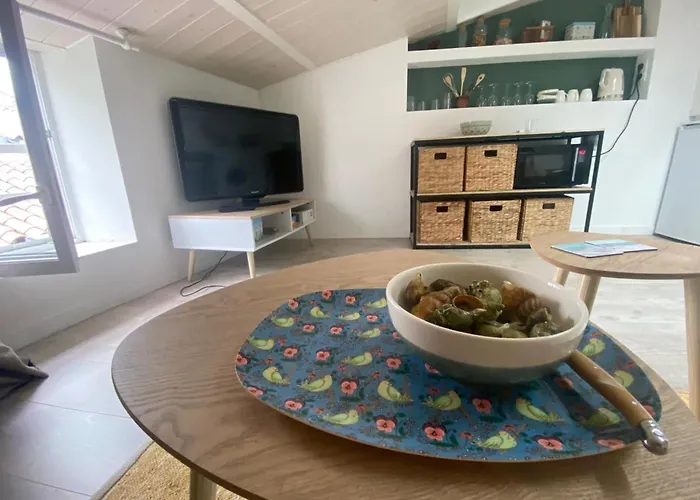 Appartement Charming Bright In The Heart Of The *