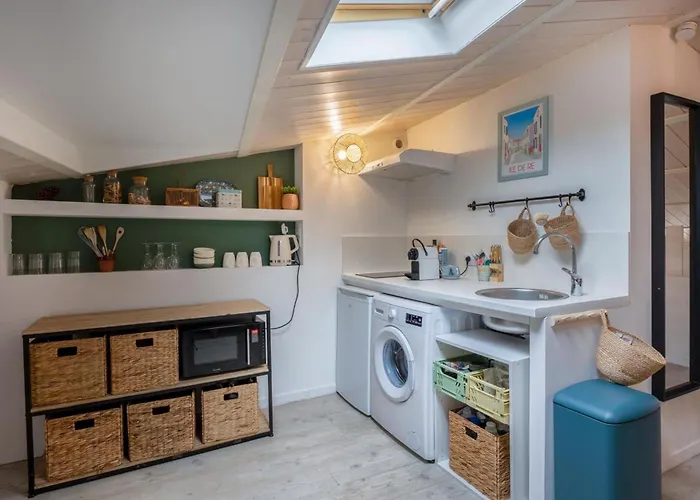 Charming Bright In The Heart Of The Apartamento